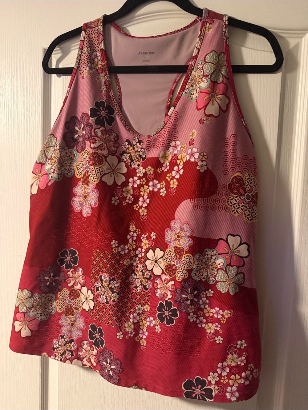 Johnny Was | Pink and Red Floral Scoop Neck Tank